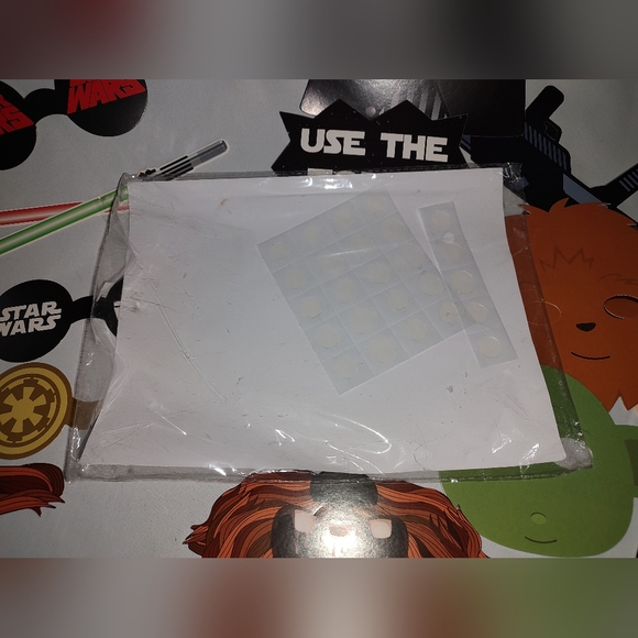 1970s-1980s Movie Series Inspired Themed Photo Booth Props New Open Container - Picture 6 of 10